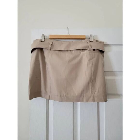 L'Academie Fifi Jacket and Ebbi Skirt in Beige XL NWT - Picture 9 of 12
